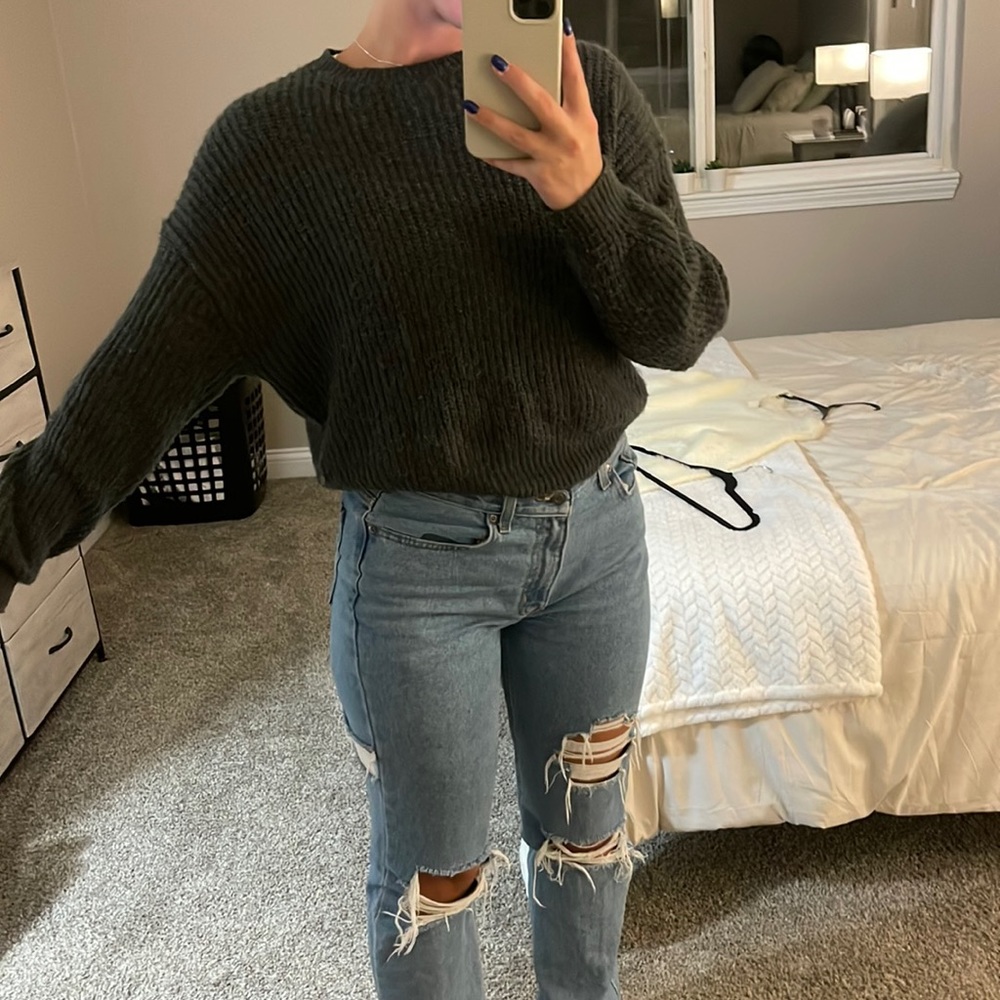 Pacific Republic Pull & Bear Sweater